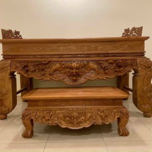 Sập thờ và bàn cơm