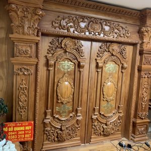 Cửa chính gỗ tự nhiên tân cổ điển