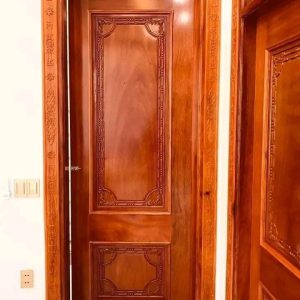 Cửa phòng gỗ tự nhiên
