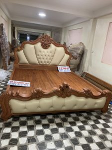 mẫu giường ngủ hoàng gia