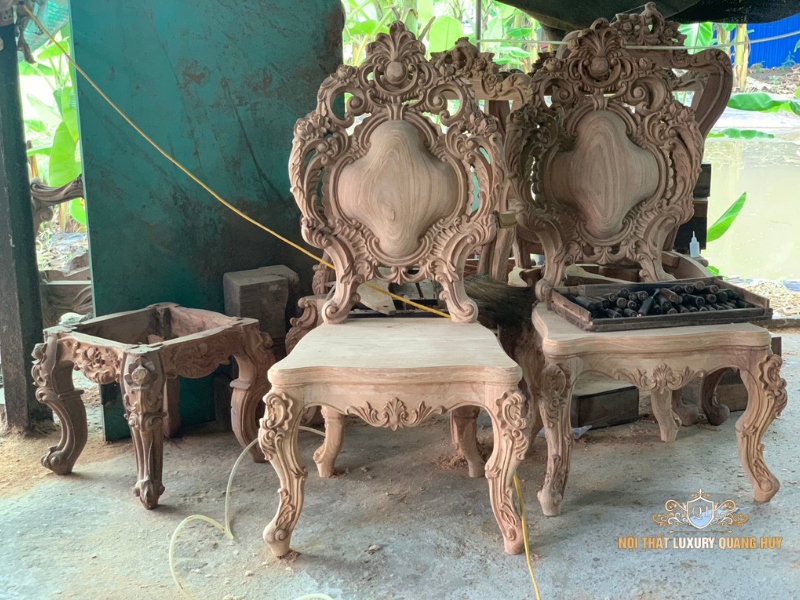 Chất liệu dễ gia công và sản xuất