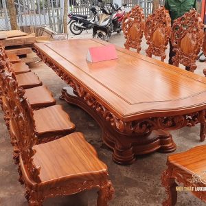 chọn bàn ăn gỗ theo số lượng ghế