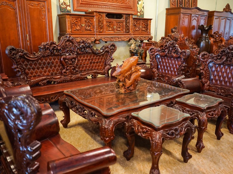 Bàn ghế hoàng gia gỗ hương đá đẳng cấp