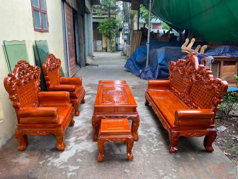 Bộ bàn ghế trạm nghê đỉnh gỗ xà cừ