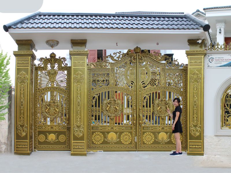 cổng biệt thự nhà vườn