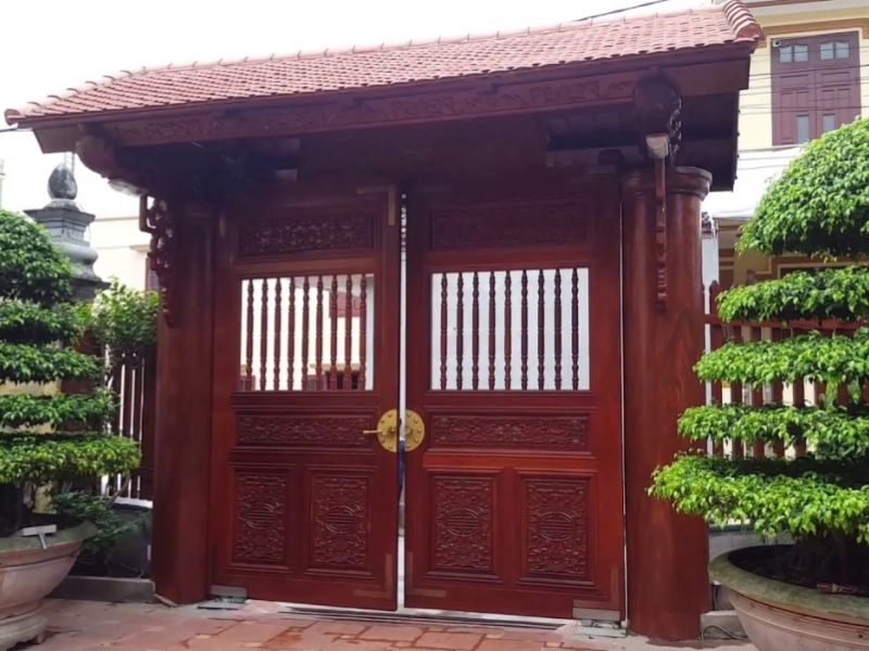 cổng gỗ biệt thự đẹp