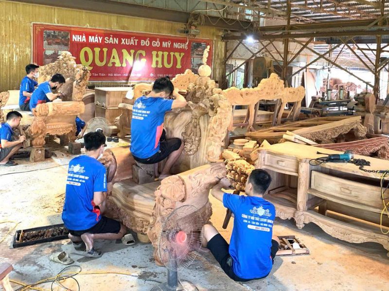 nhà máy sản xuất gỗ luxury Quang Huy