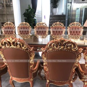 bàn ăn tân cổ điển