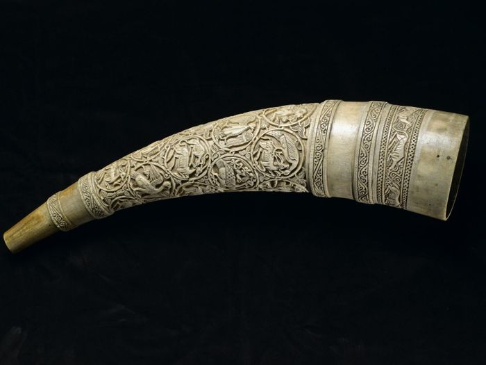 Olyphant Battle Horn - Tiếng kèn chiến trận Olyphant