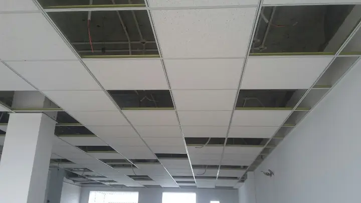 La Phông Nhựa 60x60 Gia Bao Nhieu La Phông Nhựa 60x60 Gia Bao Nhieu