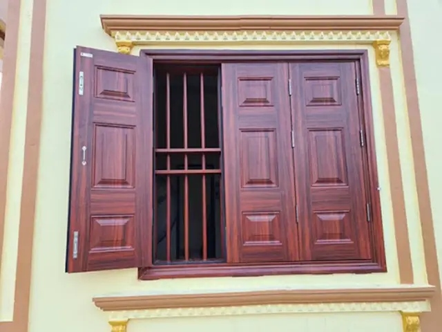 Mẫu Cửa Sổ Gỗ Tự Nhiên Đẹp