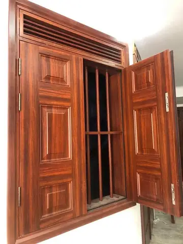Mẫu Cửa Sổ Gỗ Tự Nhiên Đẹp