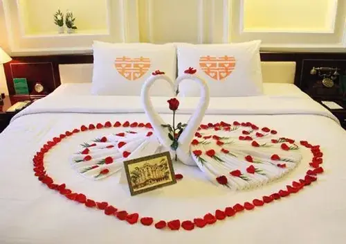 Trang Tri Phong Dem Tan Hon Trang Tri Phong Dem Tan Hon