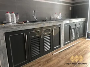 Tủ Bếp Bê Tông Ốp Gỗ
