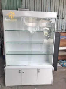 Tủ Kiếng Đựng Mỹ Phẩm