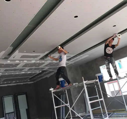 Tuyển Thợ Làm Trần Thạch Cao